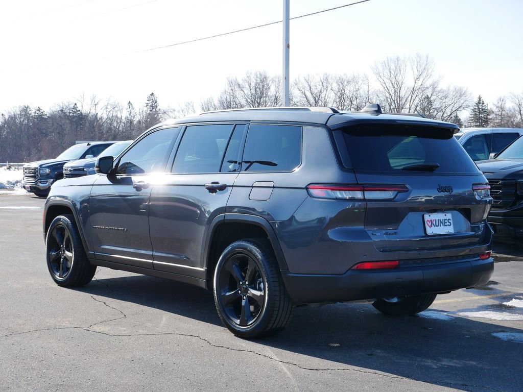 Used 2021 Jeep Grand Cherokee L Laredo image 5