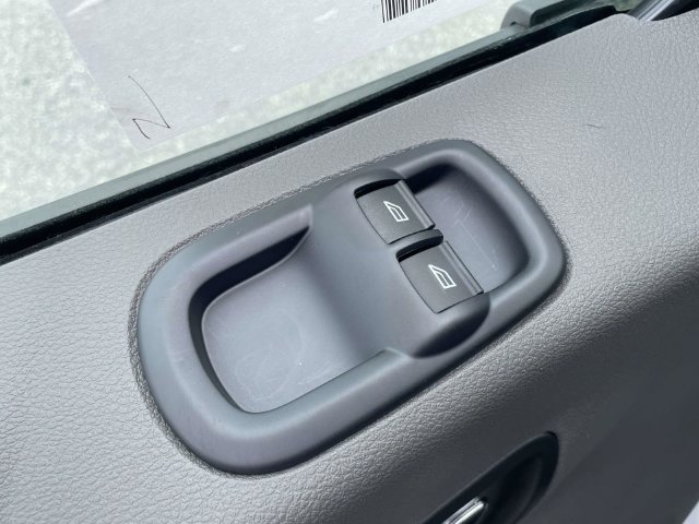 New 2027 Ford Transit 250 148 Medium Roof w/ Load Area Protection Package RWD image 15