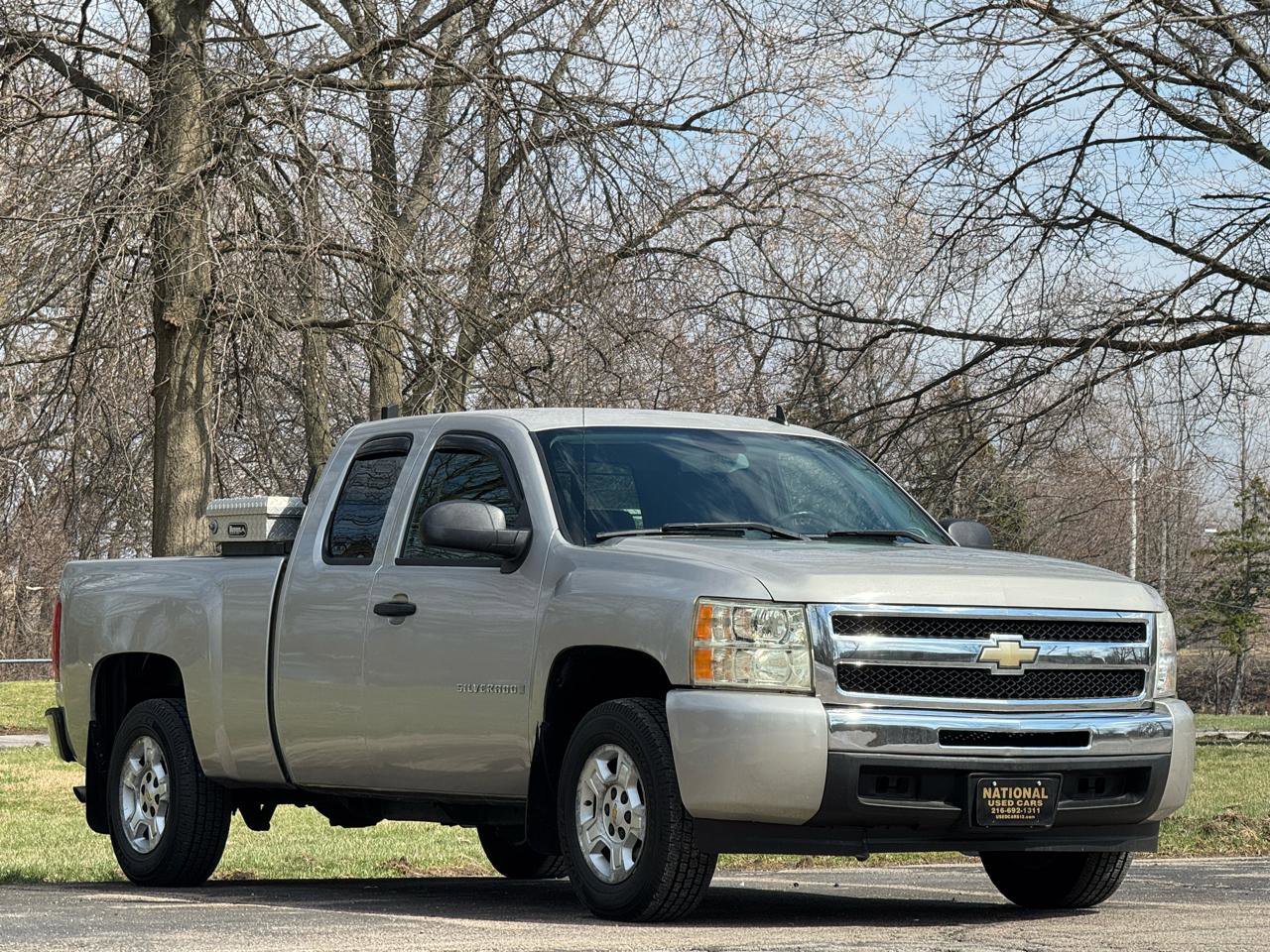 Used 2009 Chevrolet Silverado 1500 LT w/ Power Pack Plus image 4