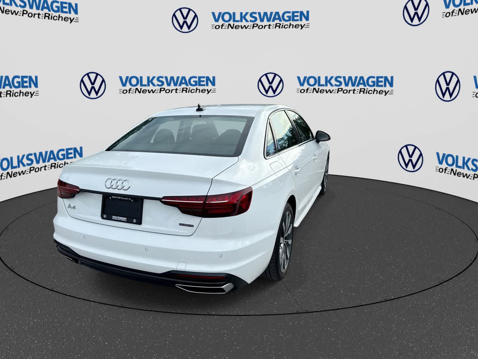 Used 2023 Audi A4 2.0T Premium Plus AWD/4WD image 14