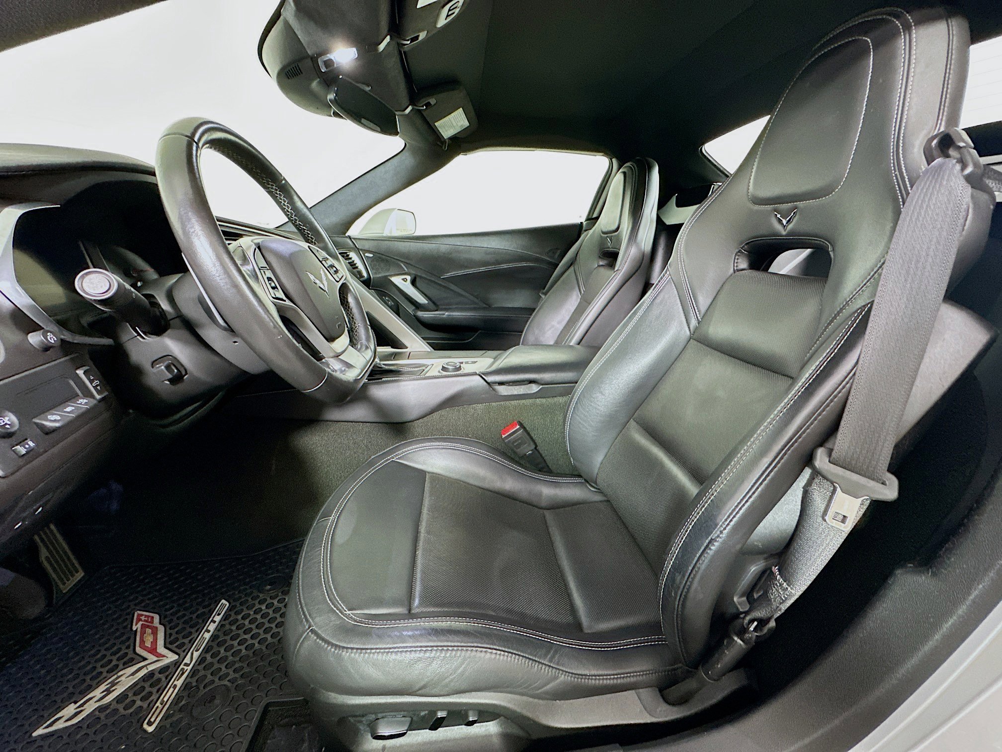 Used 2018 Chevrolet Corvette Stingray Convertible w/ 3LT Preferred Equipment Group image 13