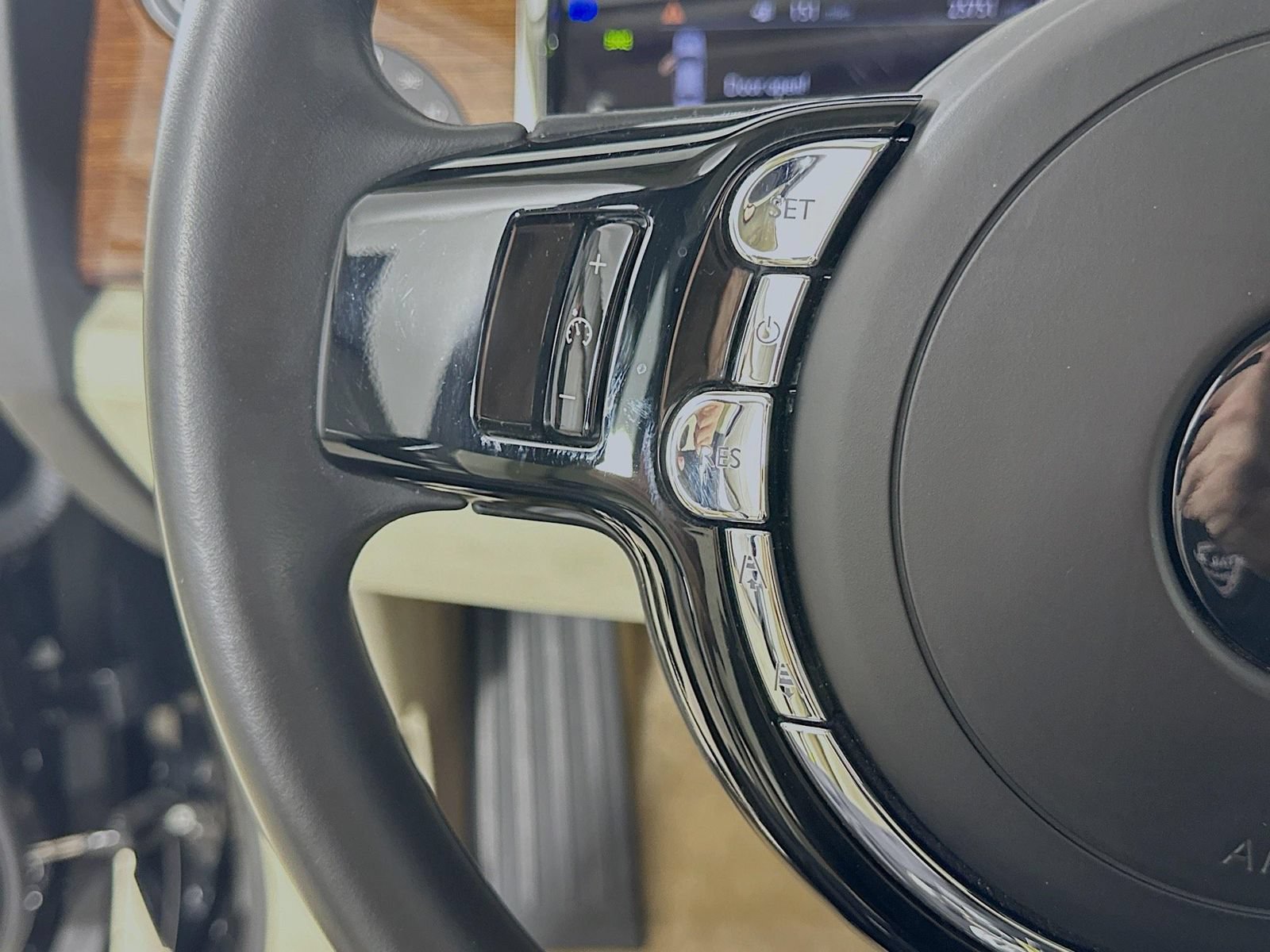 Used 2010 Rolls-Royce Ghost RWD image 19