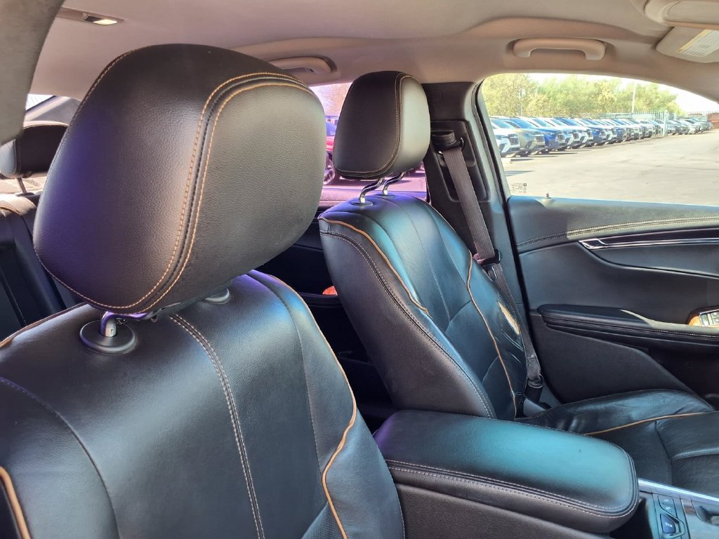 Used 2015 Chevrolet Impala LTZ FWD image 19