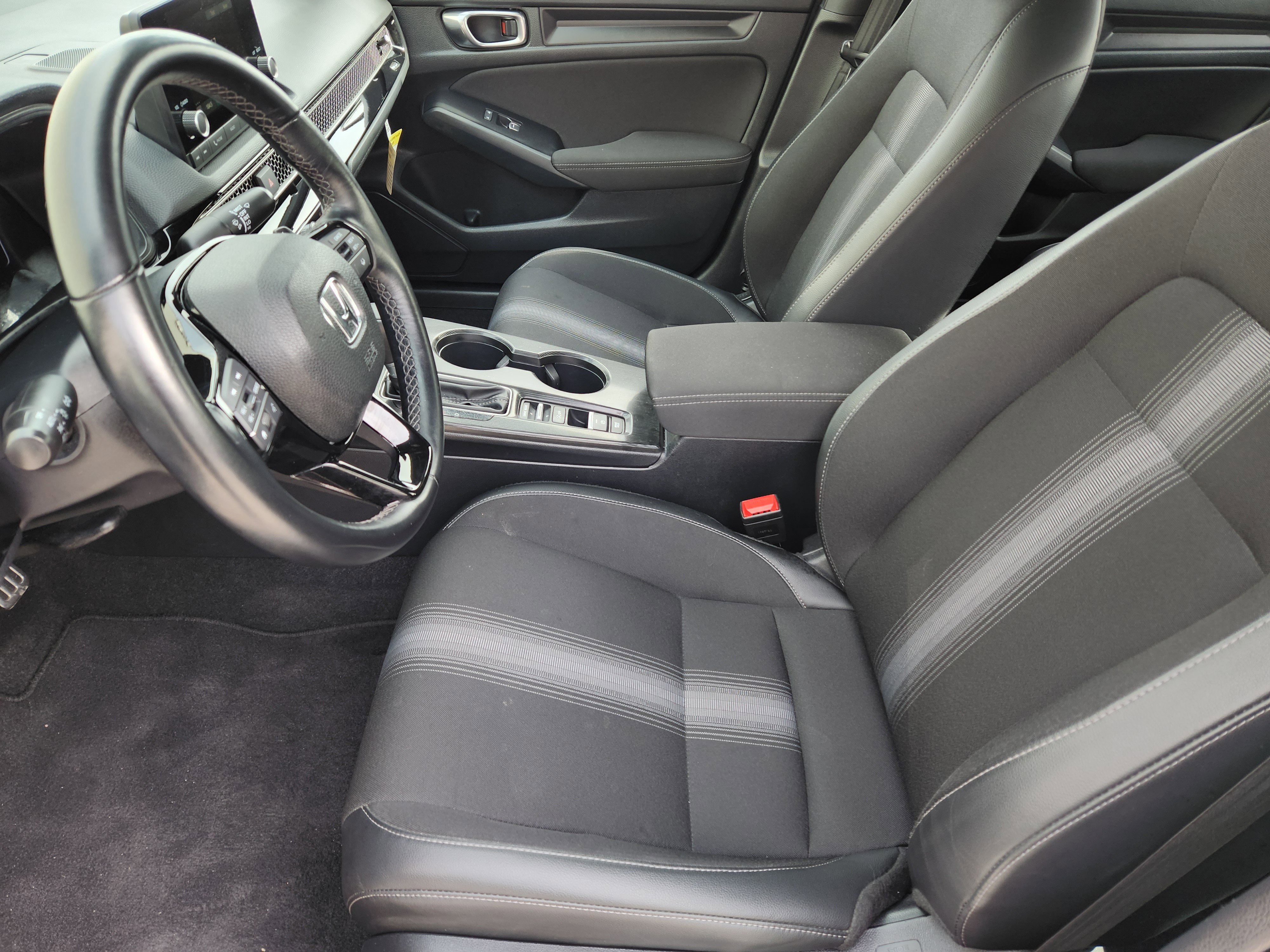 Used 2025 Honda Civic Sport image 15