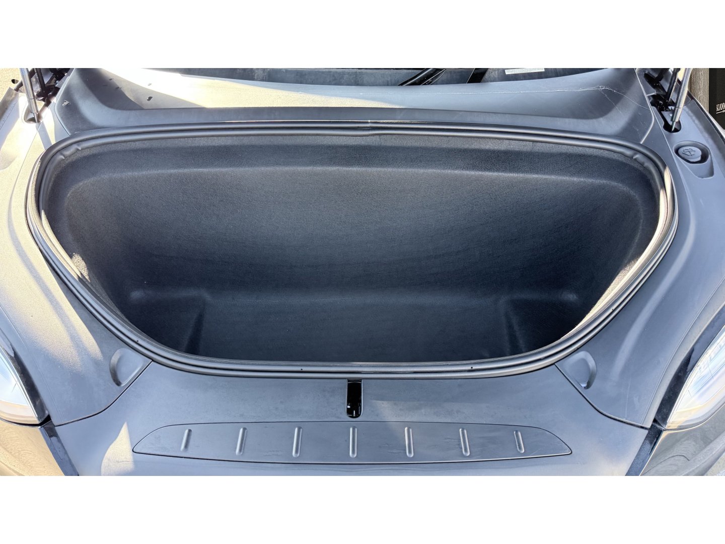Used 2022 Tesla Model X AWD/4WD image 19