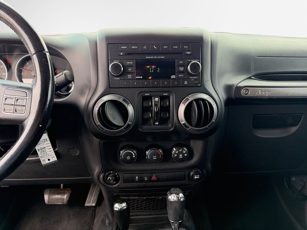 Used 2017 Jeep Wrangler Unlimited Sport w/ Quick Order Package 24S AWD/4WD image 22