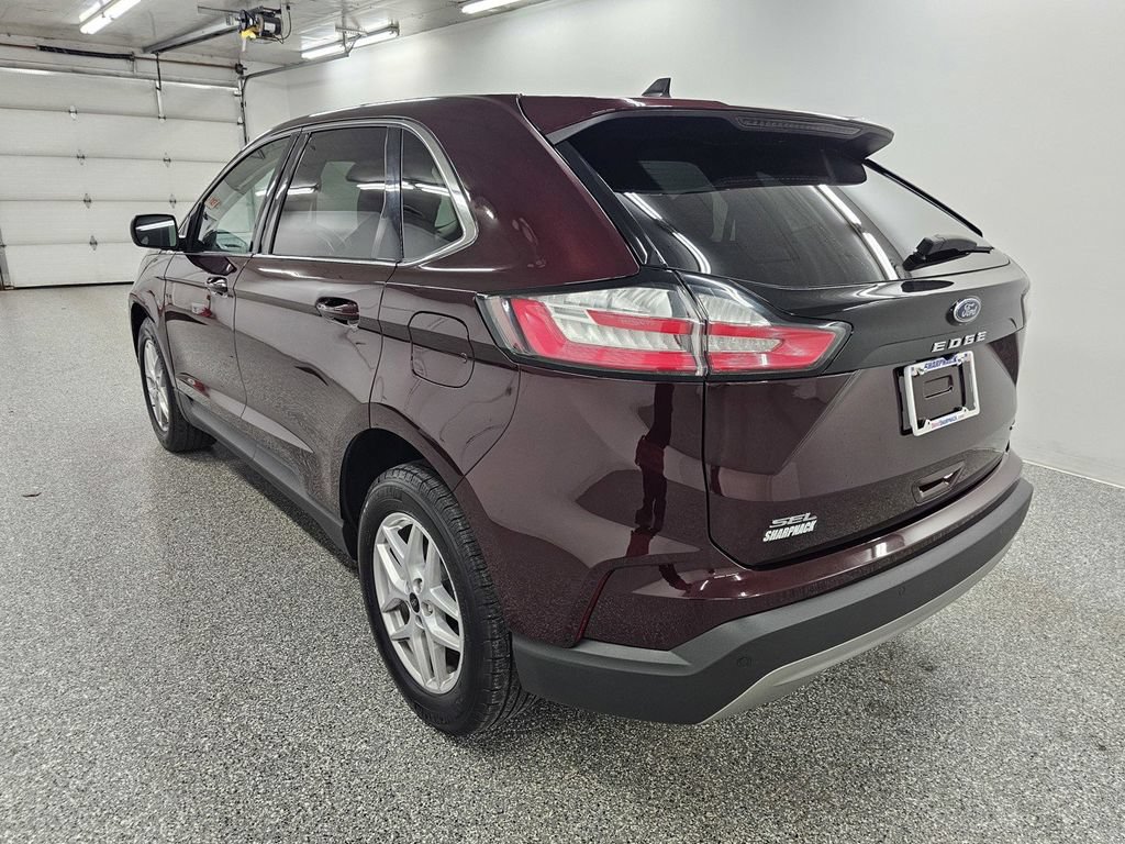 Used 2024 Ford Edge SEL w/ Convenience Package AWD/4WD image 6