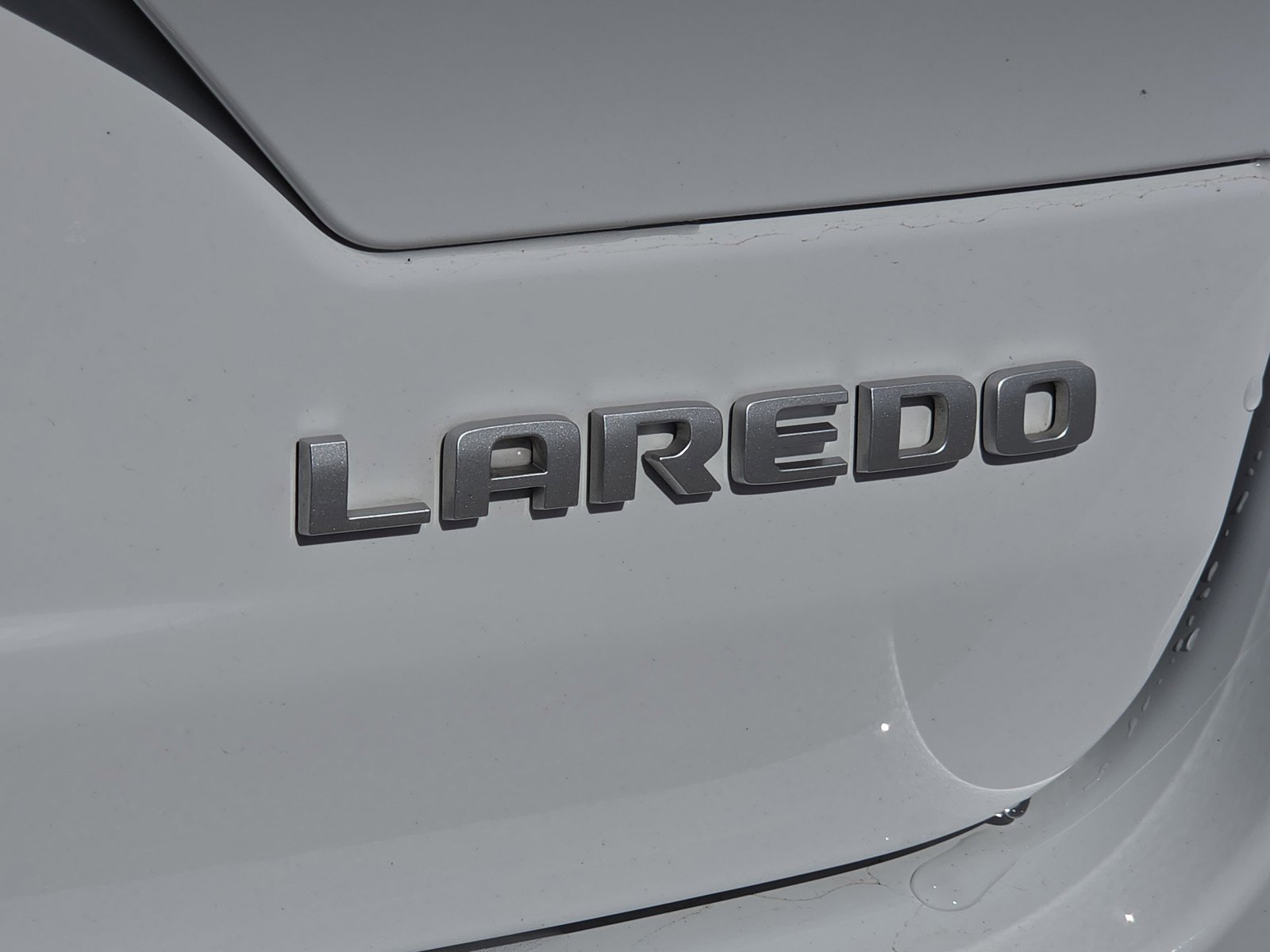 Used 2025 Jeep Grand Cherokee Laredo X w/ Luxury Tech Group I image 8