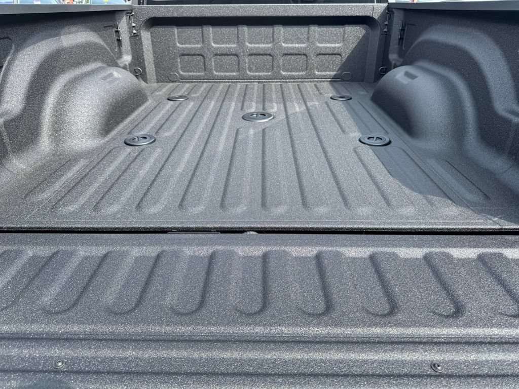 New 2026 RAM 2500 Big Horn AWD/4WD image 9