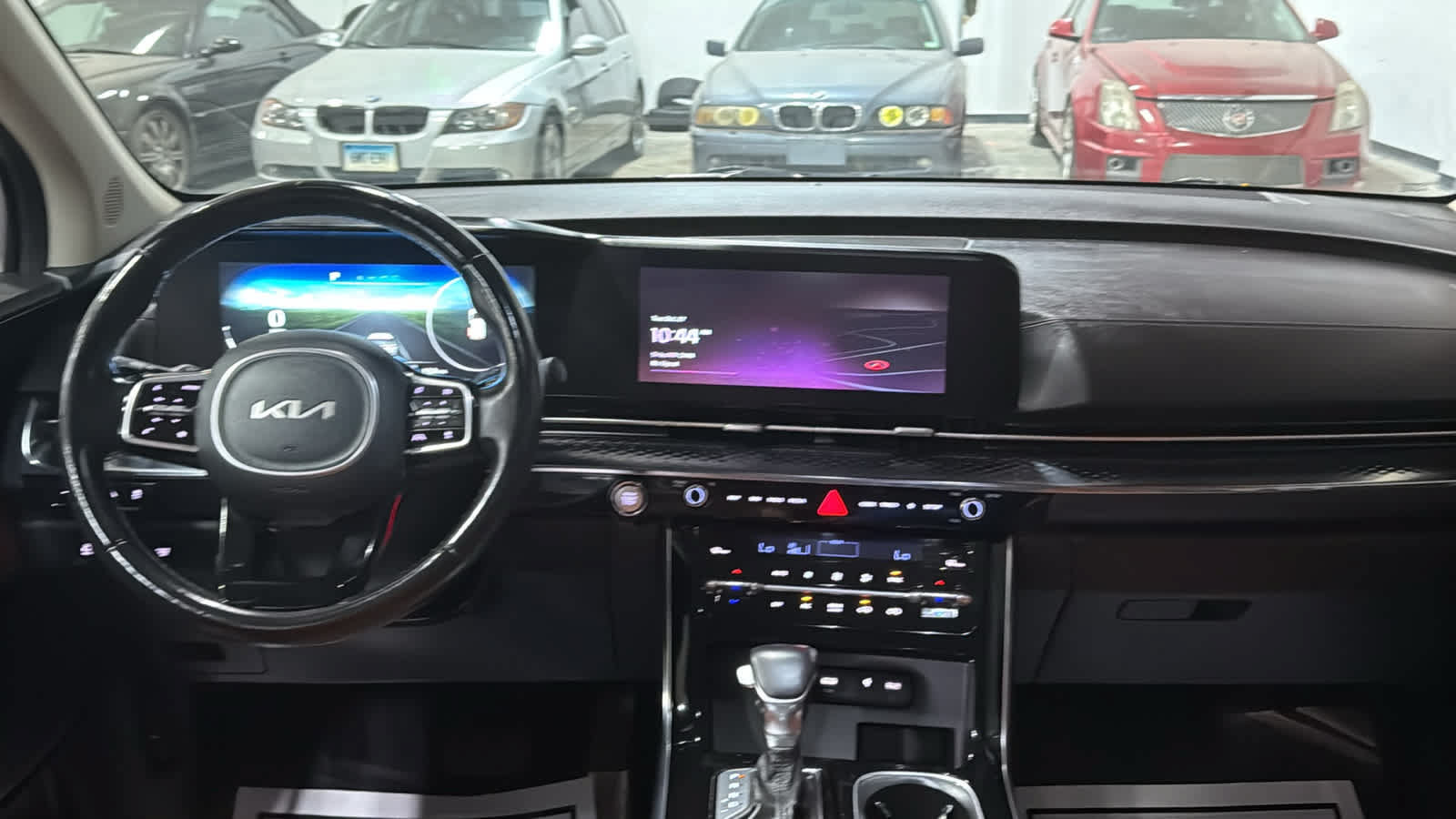 Used 2022 Kia Carnival SX Prestige FWD image 28