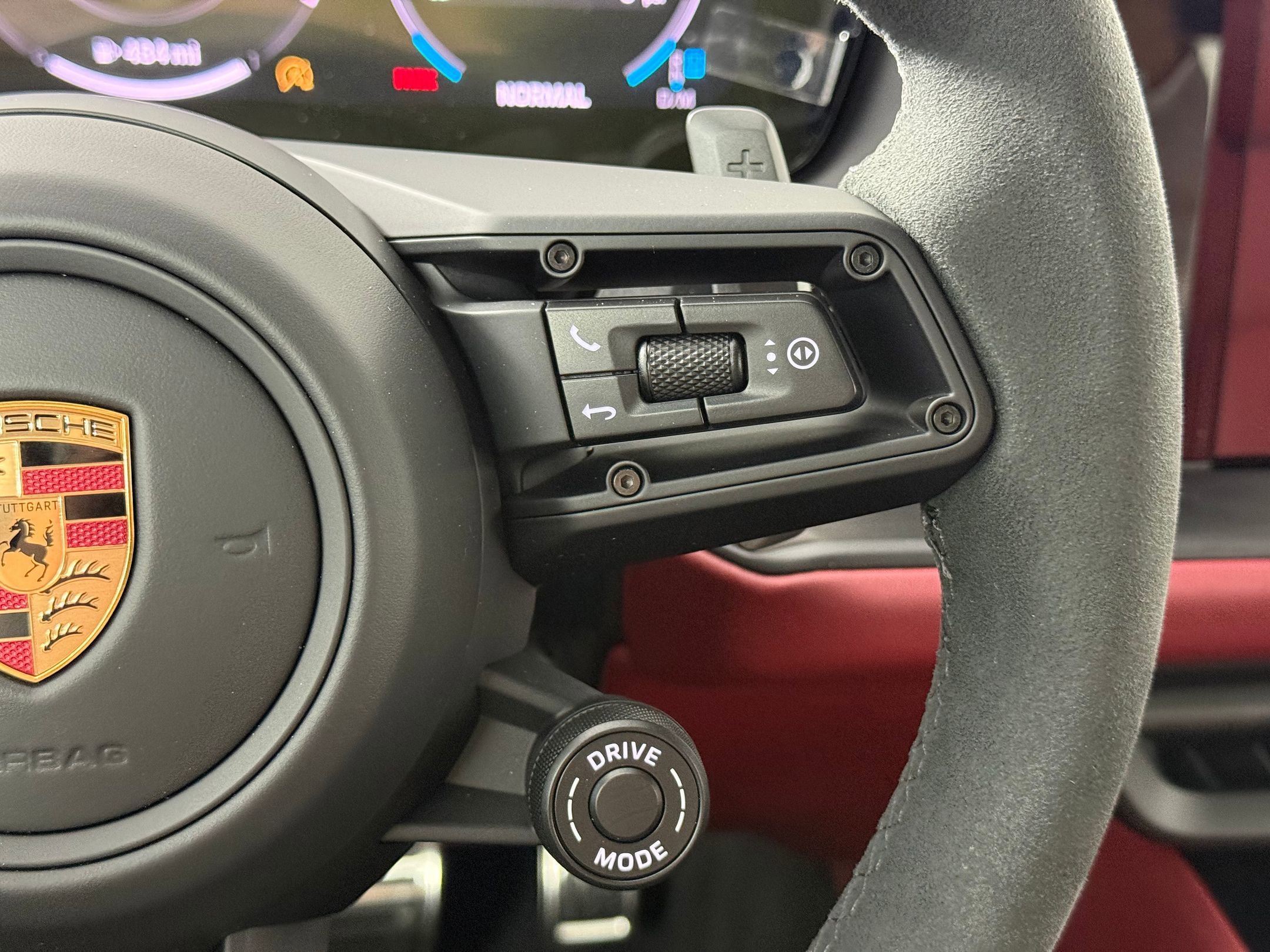 New 2026 Porsche Cayenne GTS image 23