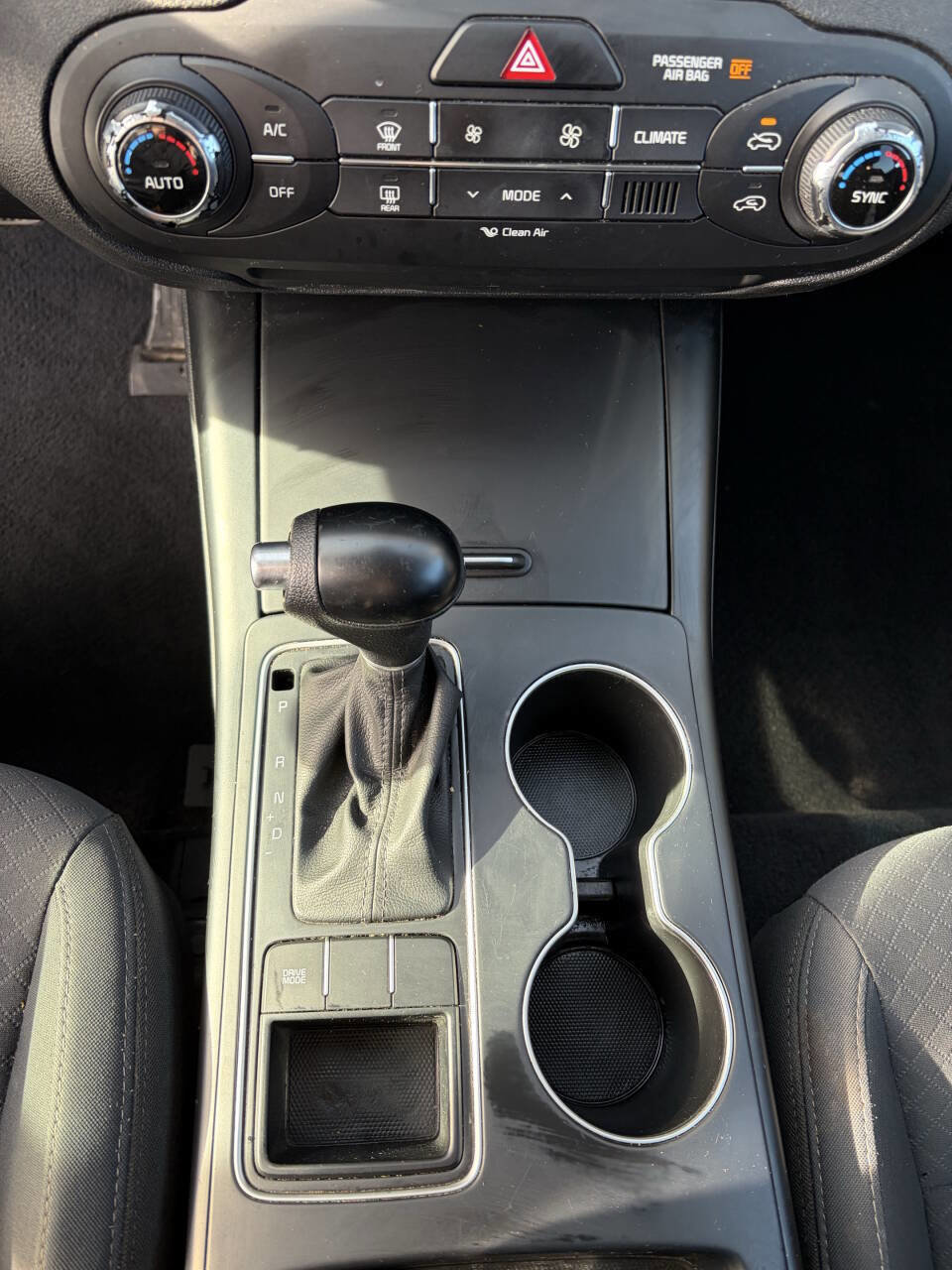 Used 2018 Kia Sorento FWD image 28