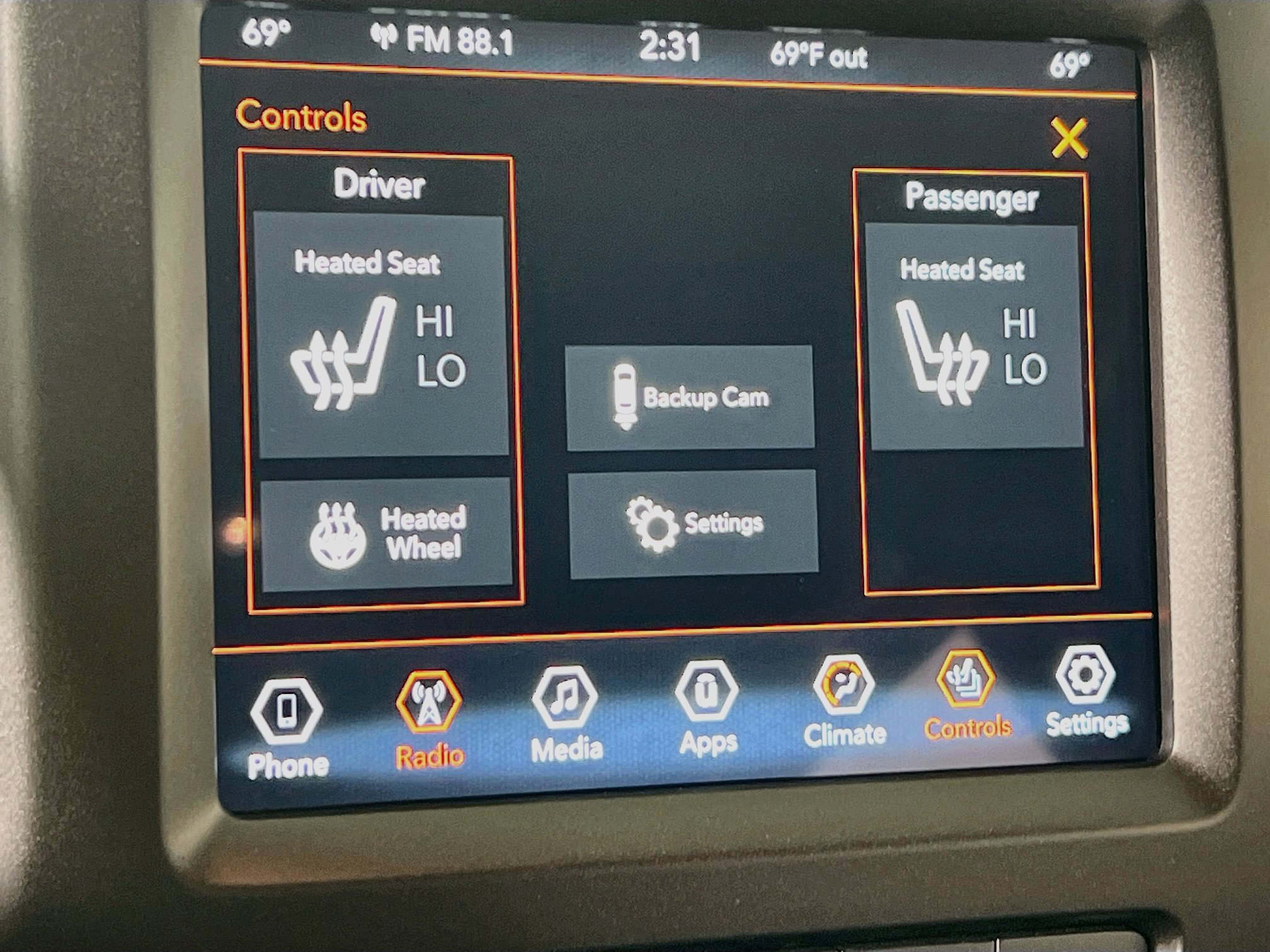 Used 2022 Jeep Cherokee Trailhawk AWD/4WD image 19