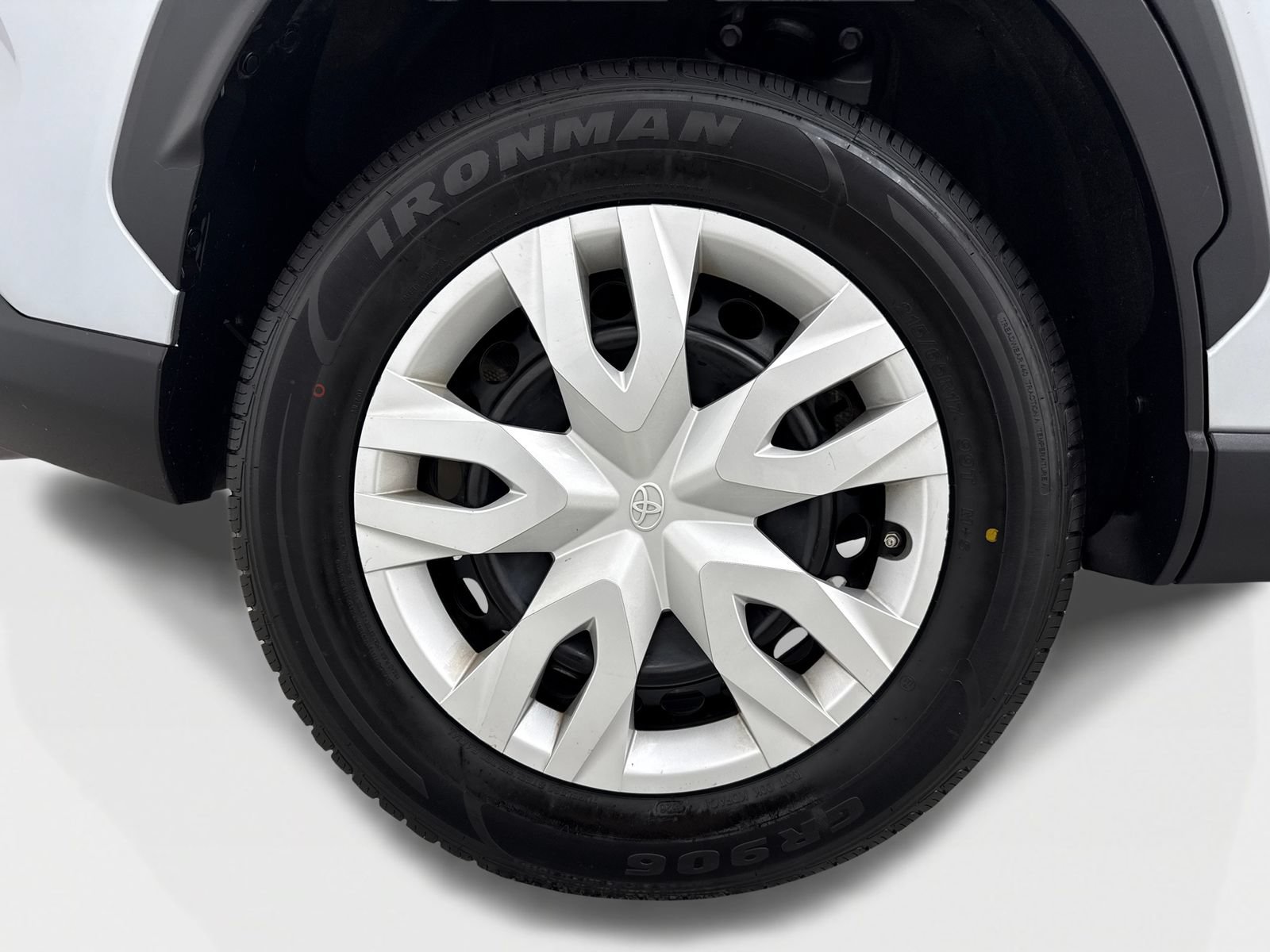 Used 2024 Toyota Corolla Cross L FWD image 48