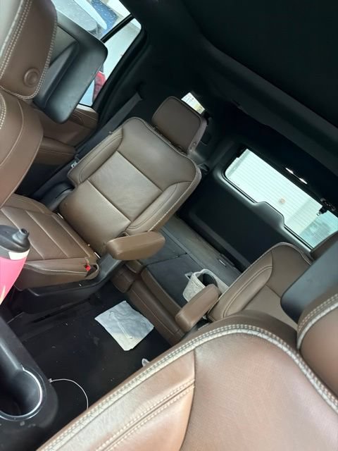 Used 2021 Chevrolet Tahoe High Country AWD/4WD image 15