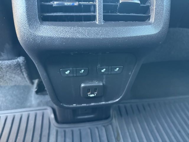 Used 2022 Chevrolet Equinox Premier image 15