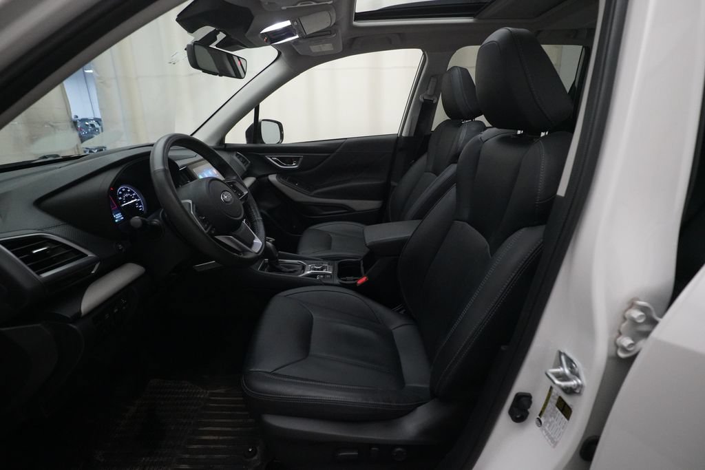 Used 2024 Subaru Forester Limited AWD/4WD image 8