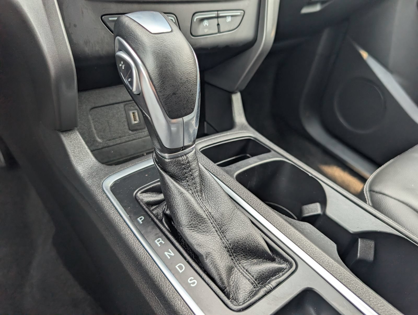 Used 2019 Ford Escape SEL FWD image 7