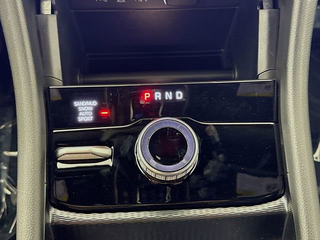 New 2025 Jeep Grand Cherokee Limited w/ Black Appearance Package image 17