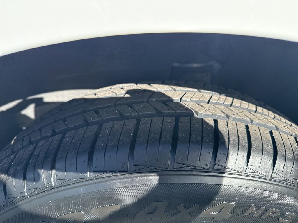 Used 2024 Chevrolet Equinox LT image 34