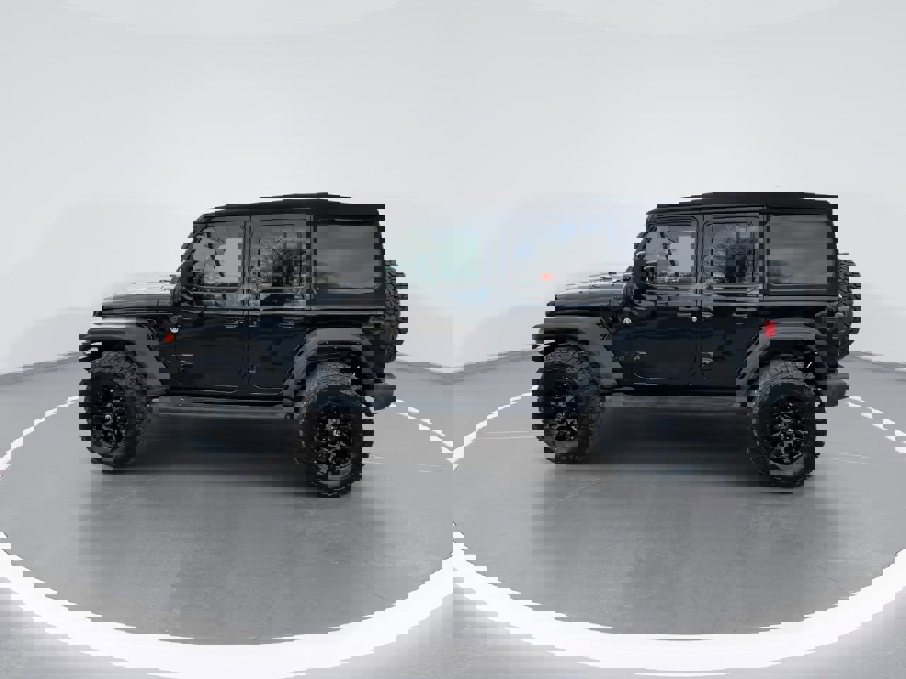 Used 2023 Jeep Wrangler Sport S image 11