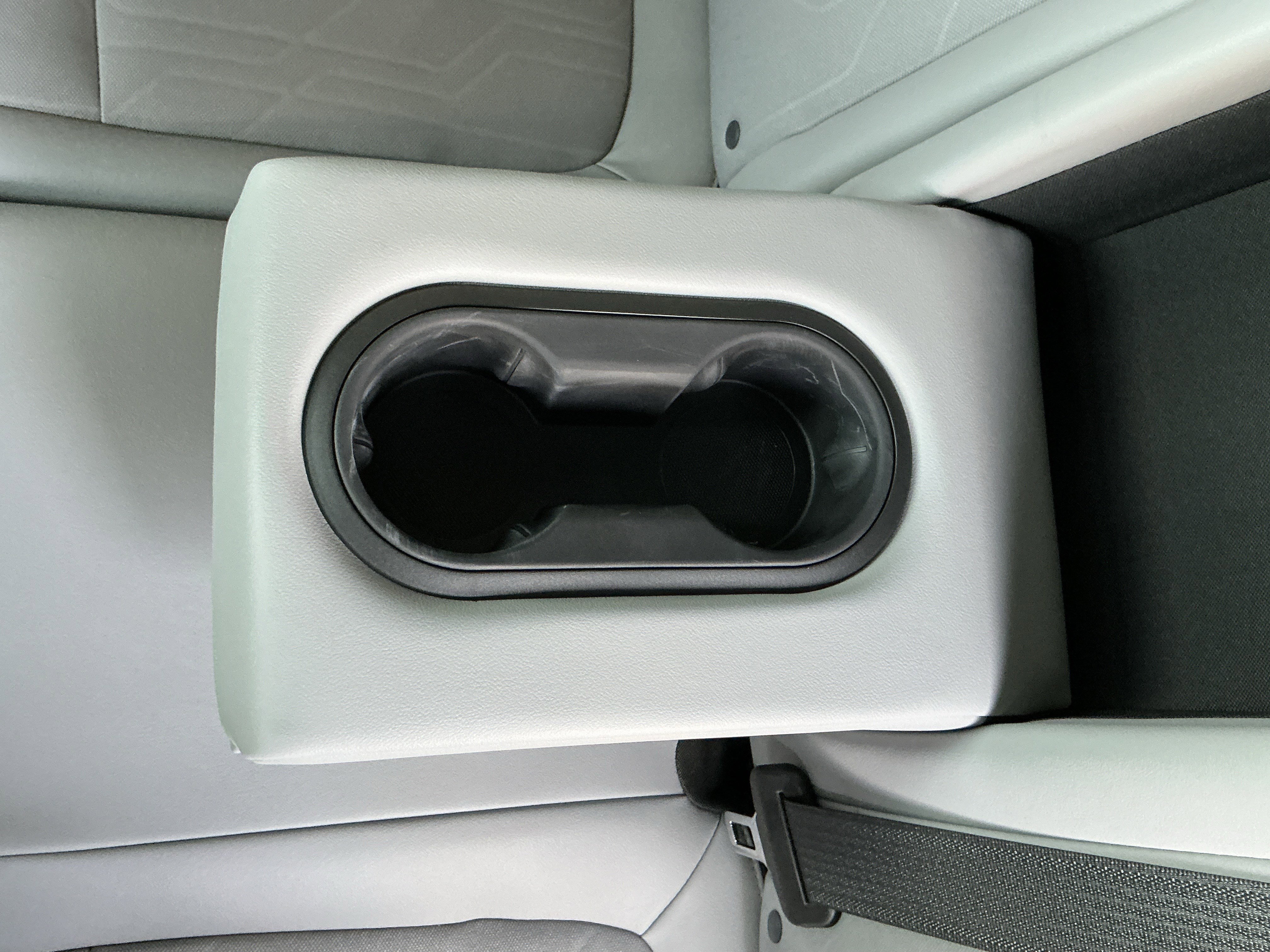 Used 2022 Chevrolet Trax LT w/ LT Convenience Package image 29