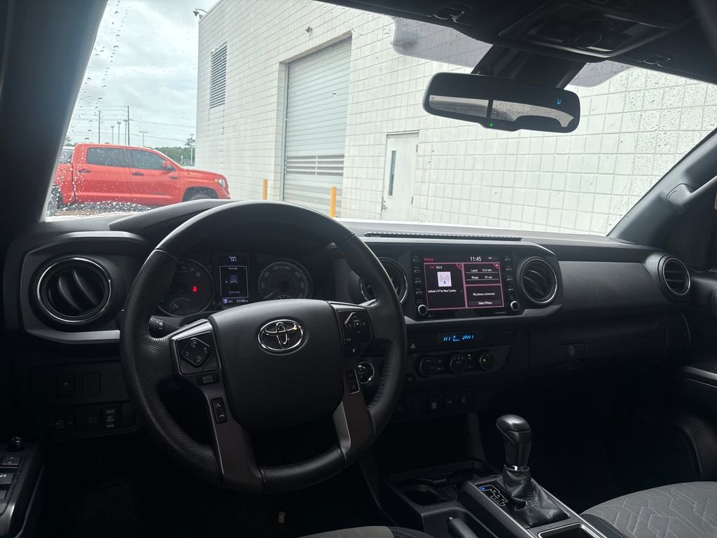Used 2021 Toyota Tacoma TRD Off-Road AWD/4WD image 3