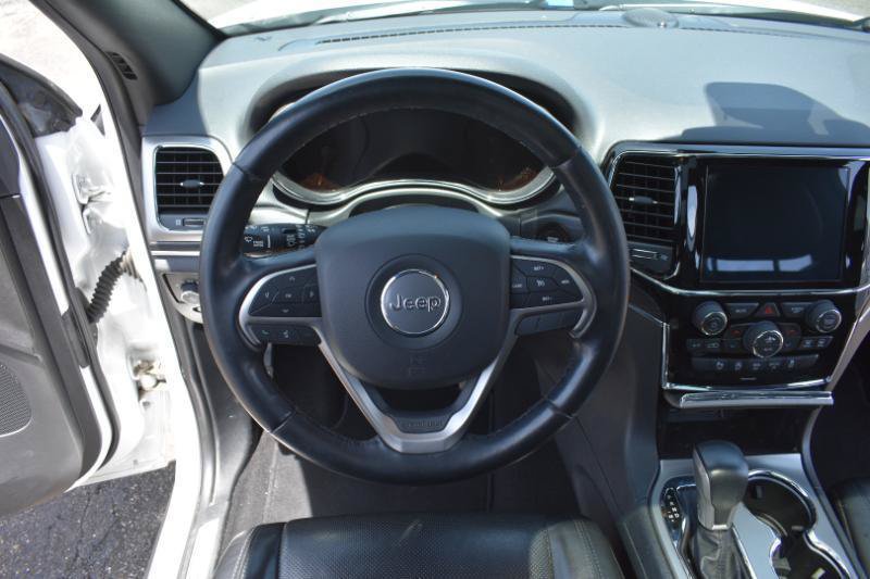 Used 2020 Jeep Grand Cherokee Limited w/ Luxury Group II AWD/4WD image 38