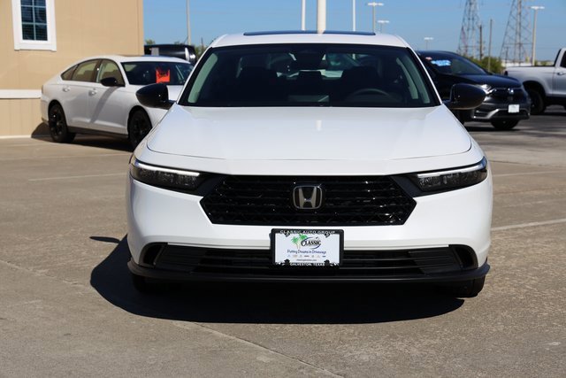New 2025 Honda Accord SE image 2