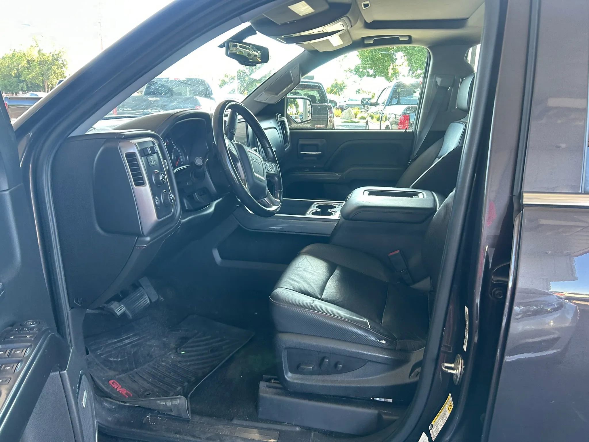 Used 2016 GMC Sierra 1500 SLT w/ All-Terrain Package AWD/4WD image 15