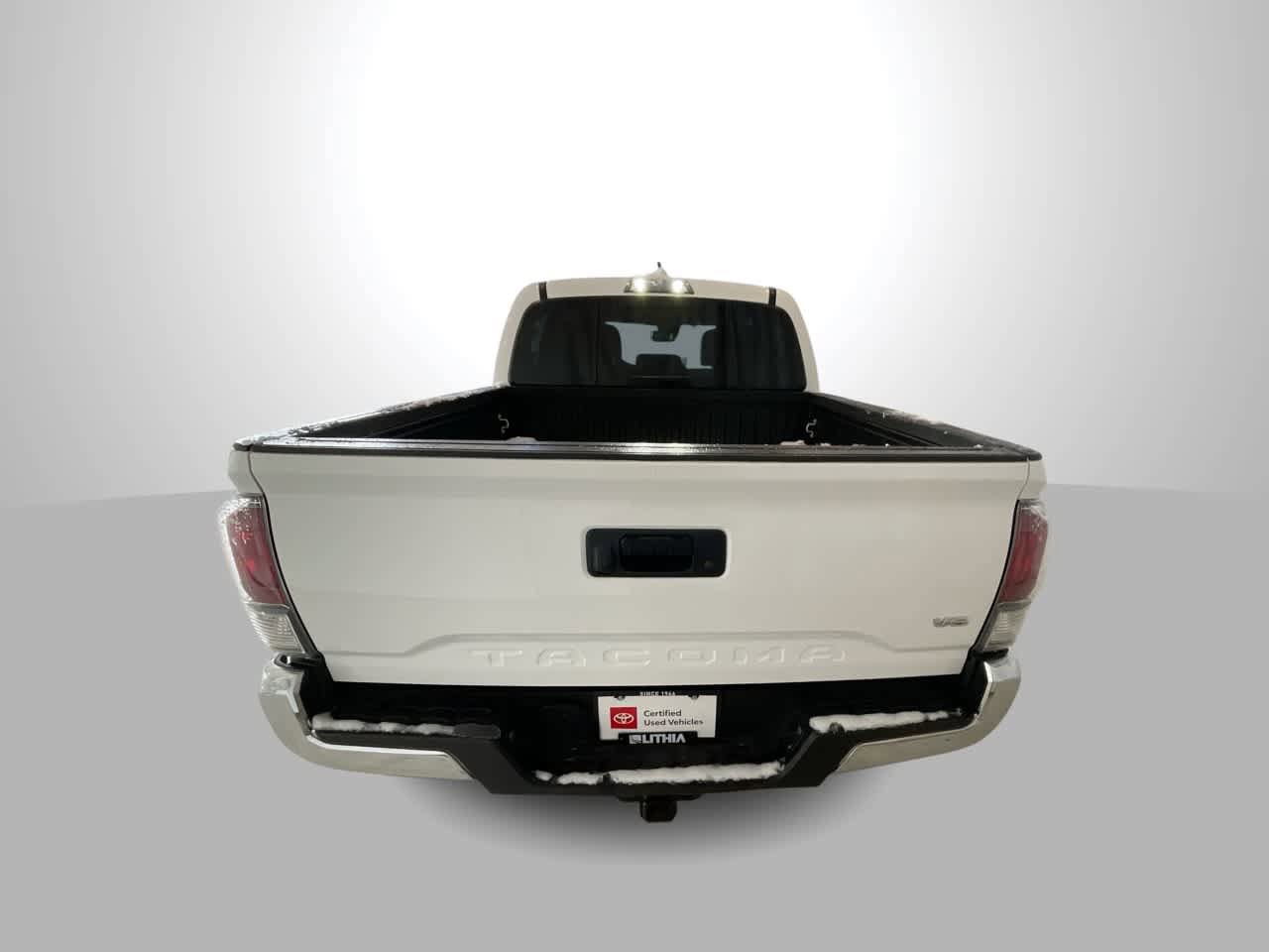 Certified 2023 Toyota Tacoma TRD Off-Road AWD/4WD image 7