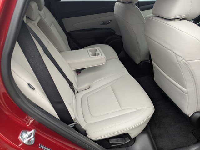 Used 2025 Hyundai Tucson SEL FWD image 14
