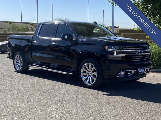 Used 2022 Chevrolet Silverado 1500 High Country w/ Technology Package AWD/4WD image 9