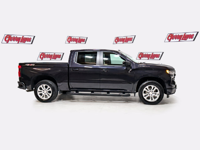 Used 2024 Chevrolet Silverado 1500 RST w/ Convenience Package II AWD/4WD image 3