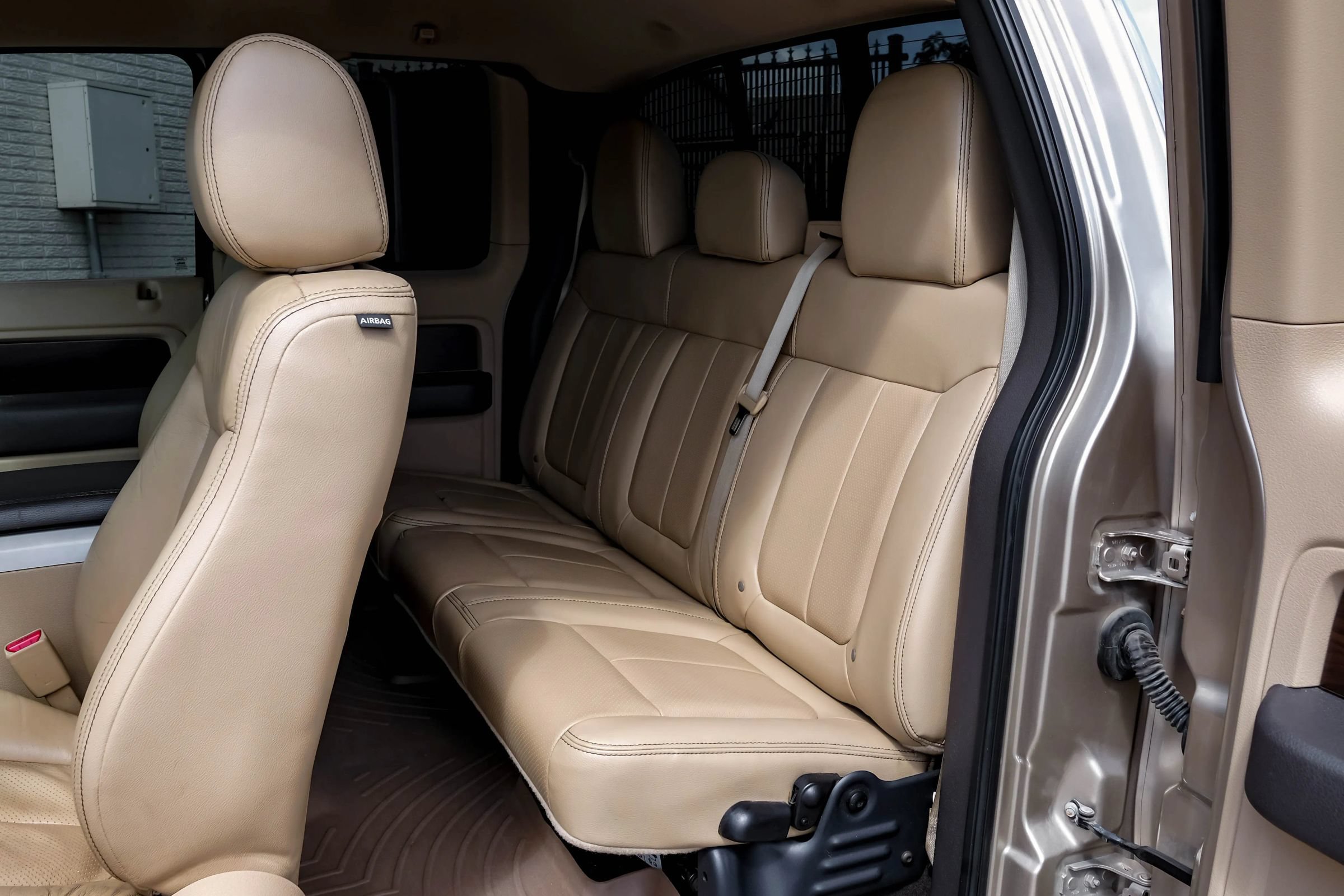 Used 2012 Ford F150 Lariat w/ Lariat Chrome Pkg AWD/4WD image 30