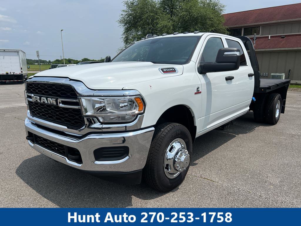 New 2024 RAM 3500 Tradesman w/ Chrome Appearance Group