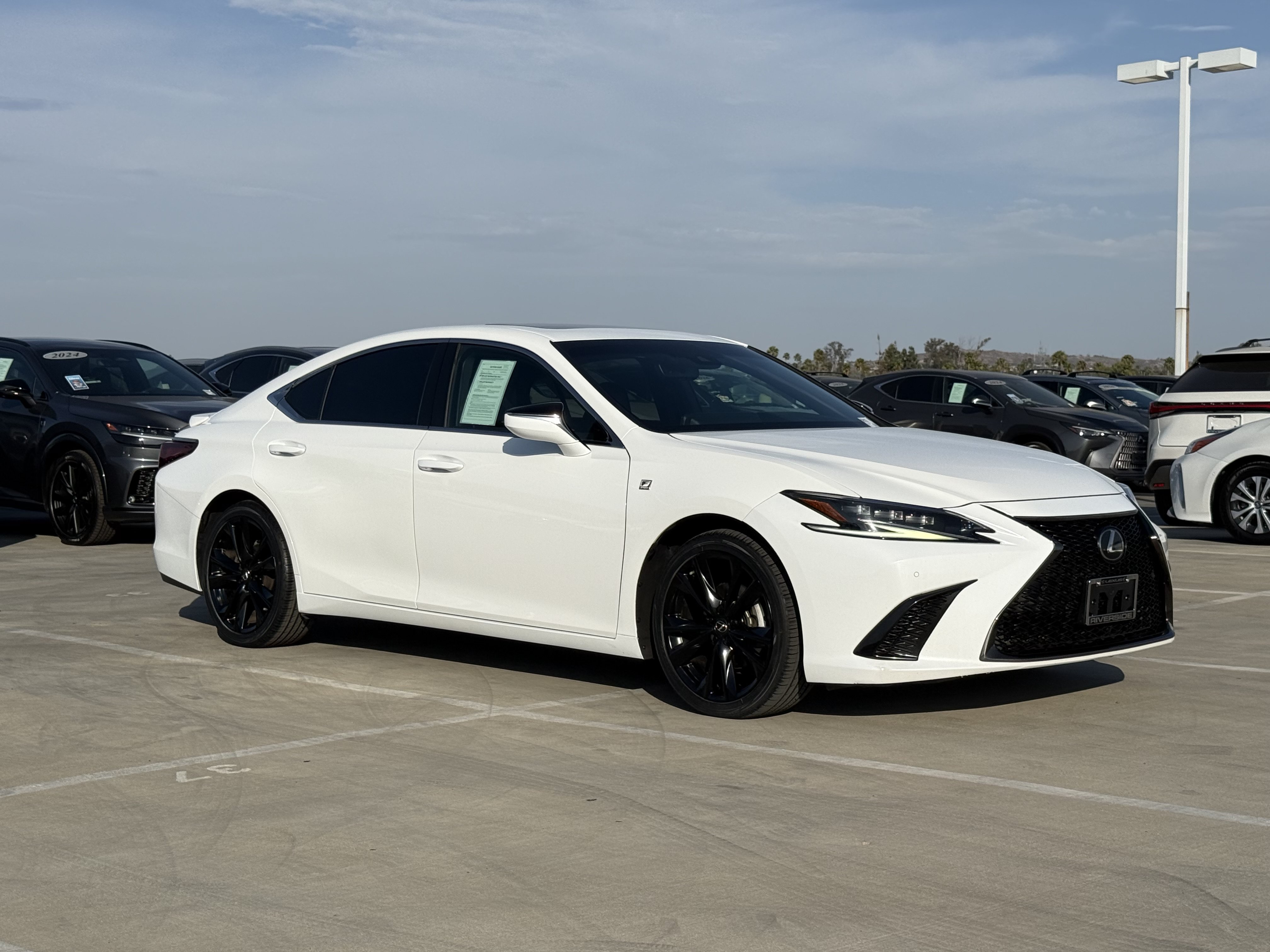 Certified 2022 Lexus ES 350 F Sport w/ Accessory Package 2 FWD image 2