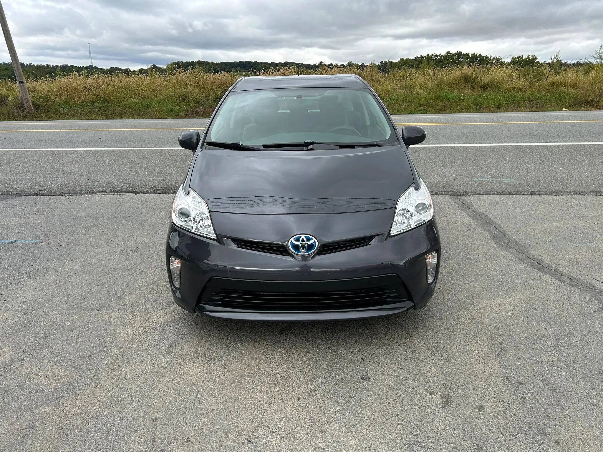 Used 2015 Toyota Prius Two FWD image 4