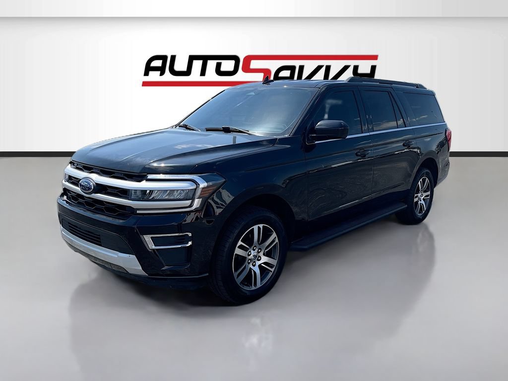Used 2024 Ford Expedition Max XLT AWD/4WD image 3