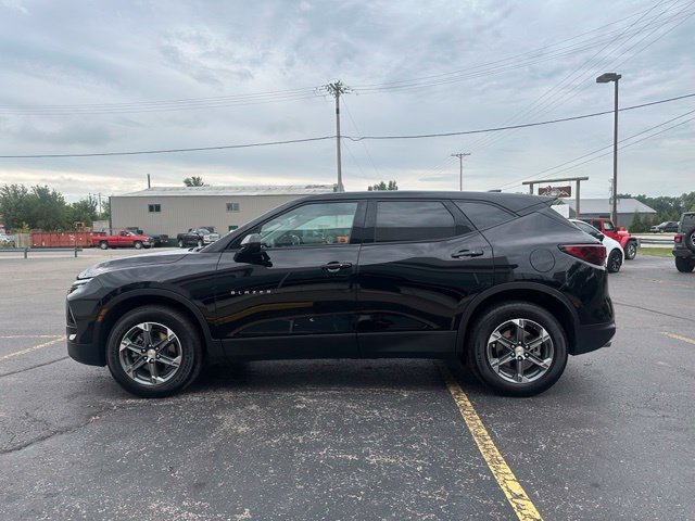 Used 2025 Chevrolet Blazer LT FWD image 6