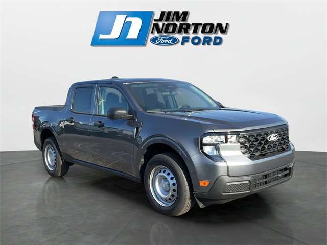 New 2025 Ford Maverick XL image 1
