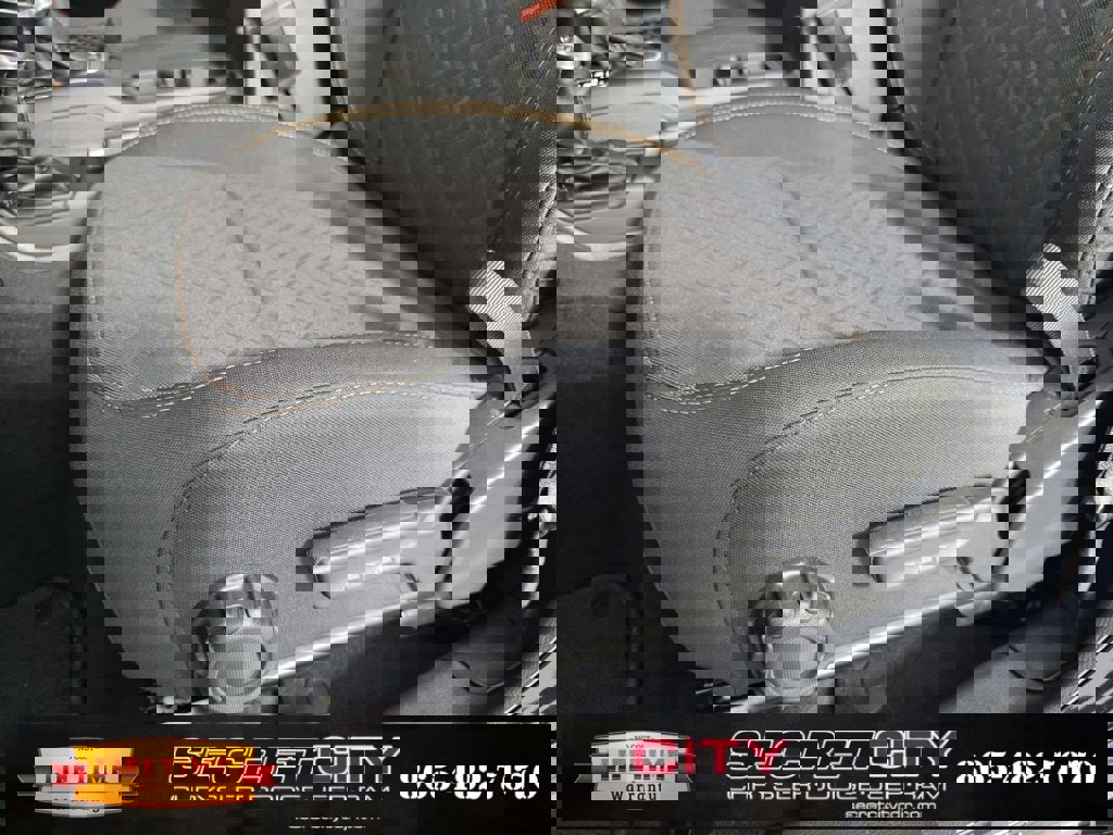 New 2025 Jeep Gladiator Mojave image 13