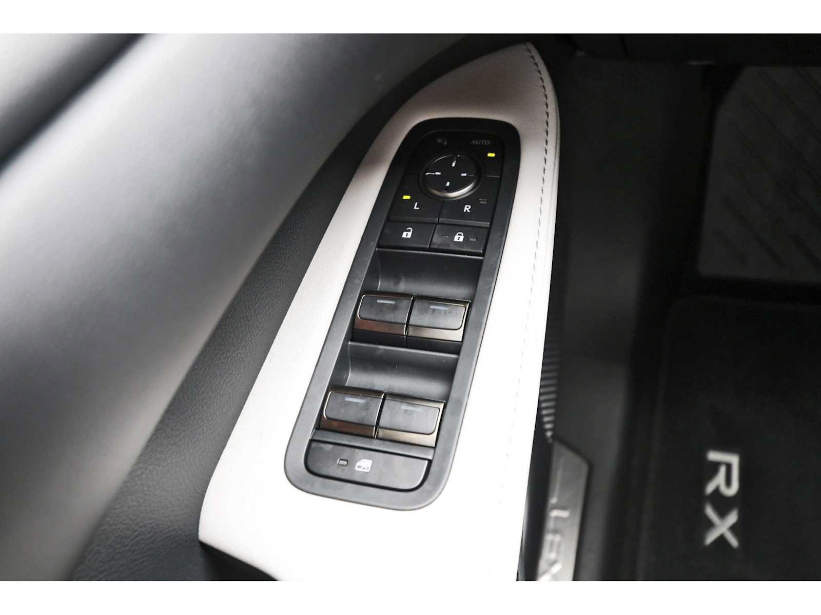 Used 2025 Lexus RX 350 Premium Plus w/ Accessory Package (Z1) FWD image 20
