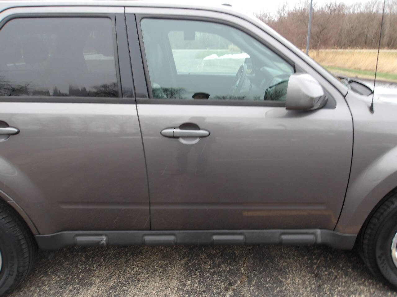 Used 2011 Ford Escape Limited image 31