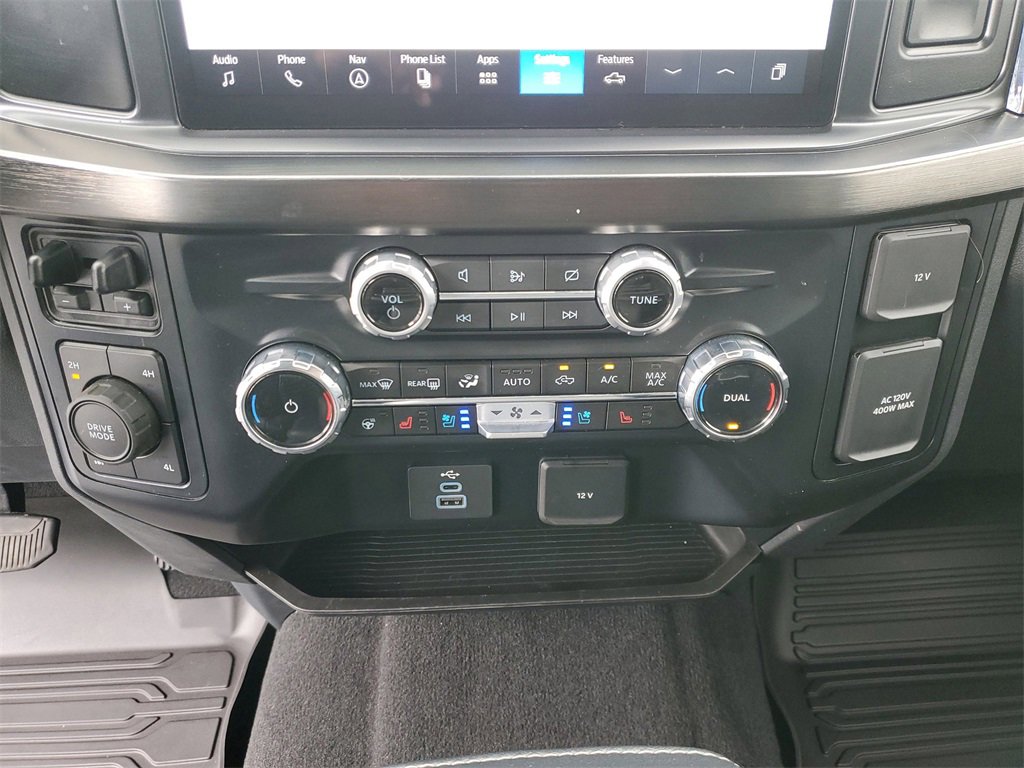 Used 2023 Ford F350 Lariat image 25