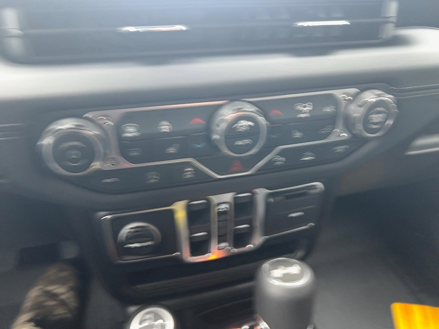 New 2026 Jeep Wrangler Unlimited Sahara AWD/4WD image 37