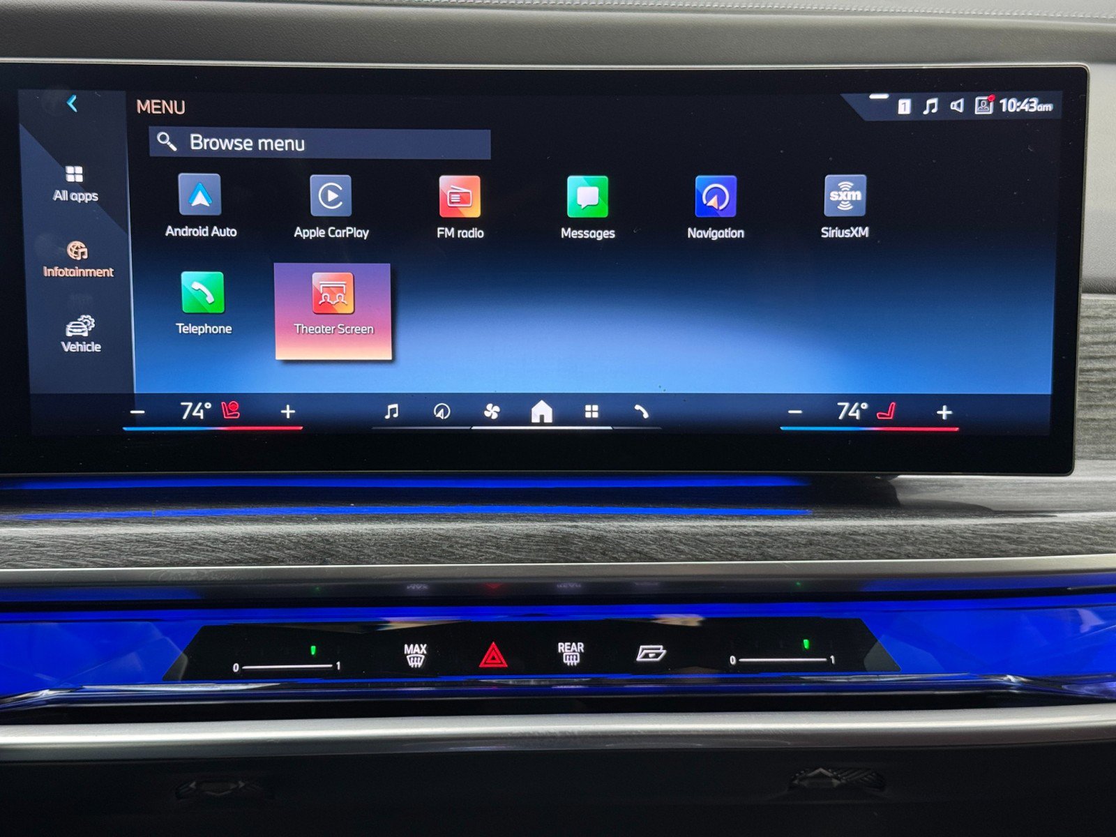 Used 2023 BMW i7 xDrive60 w/ Executive Package 2 image 30