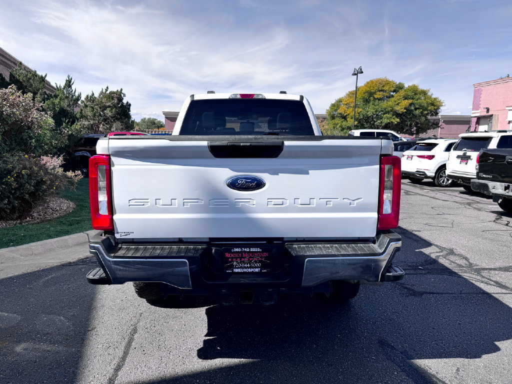 Used 2024 Ford F250 XLT w/ FX4 Off-Road Package AWD/4WD image 10