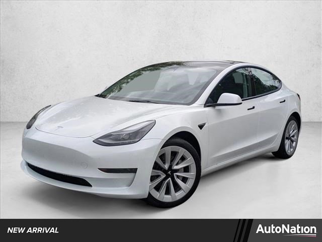 Used 2023 Tesla Model 3 Standard Range image 1