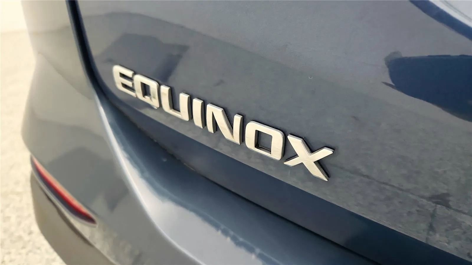 Used 2024 Chevrolet Equinox LS w/ LS Convenience Package image 17